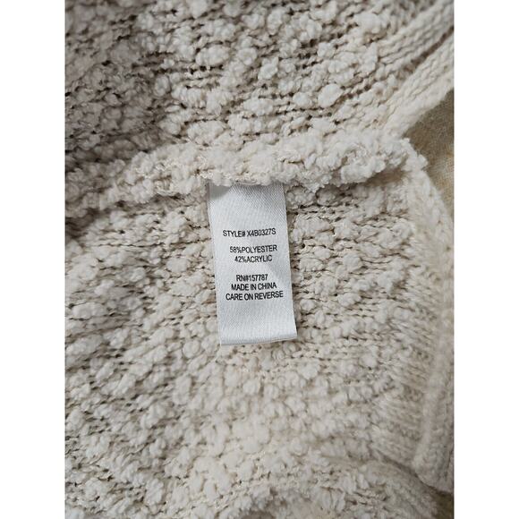 Full Circle Trends Cream Colored Button Shoulder Fuzzy Women's Sweater | 2XL - Picture 5 of 8